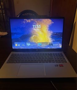 HP Laptop with AMD Ryzen and Radeon Graphics