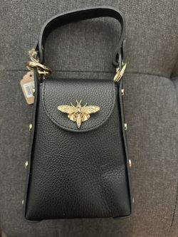Bee crossbody 