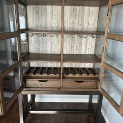 Dining Room Hutch / Display Cabinet 