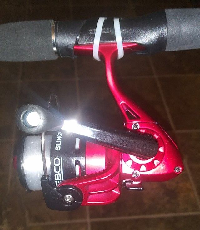 Fishing Pole & Reel Set