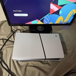 PS5 slim digital like new used for a few days no remote