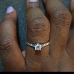14k White Gold Diamond Engagement Ring 