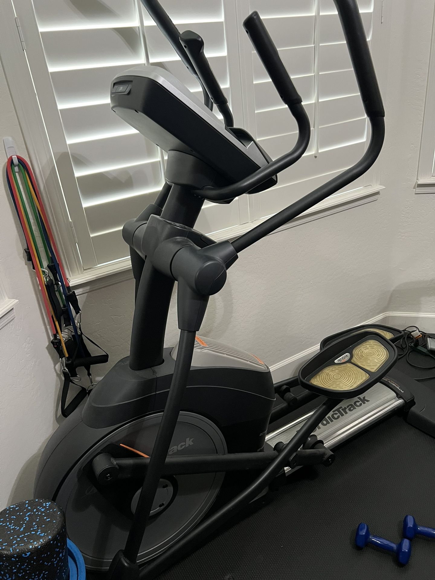 NordicTrack E 9.5 Elliptical