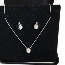 Mary Kay brand beautiful silver with white pearls set of earring and necklace