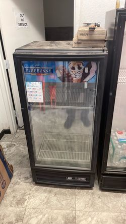 Blue Bunny Commercial Glass Door Freezer
