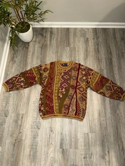 Tundra Sweater Size:L