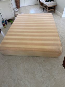 Mattress queen