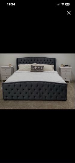 King size bed