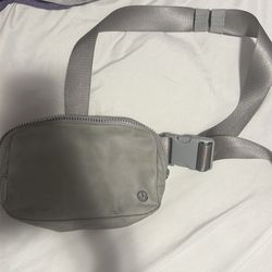 Lululemon cross body