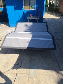 Adjustable bed frame