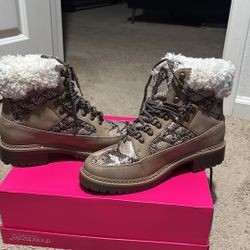 Women Boots