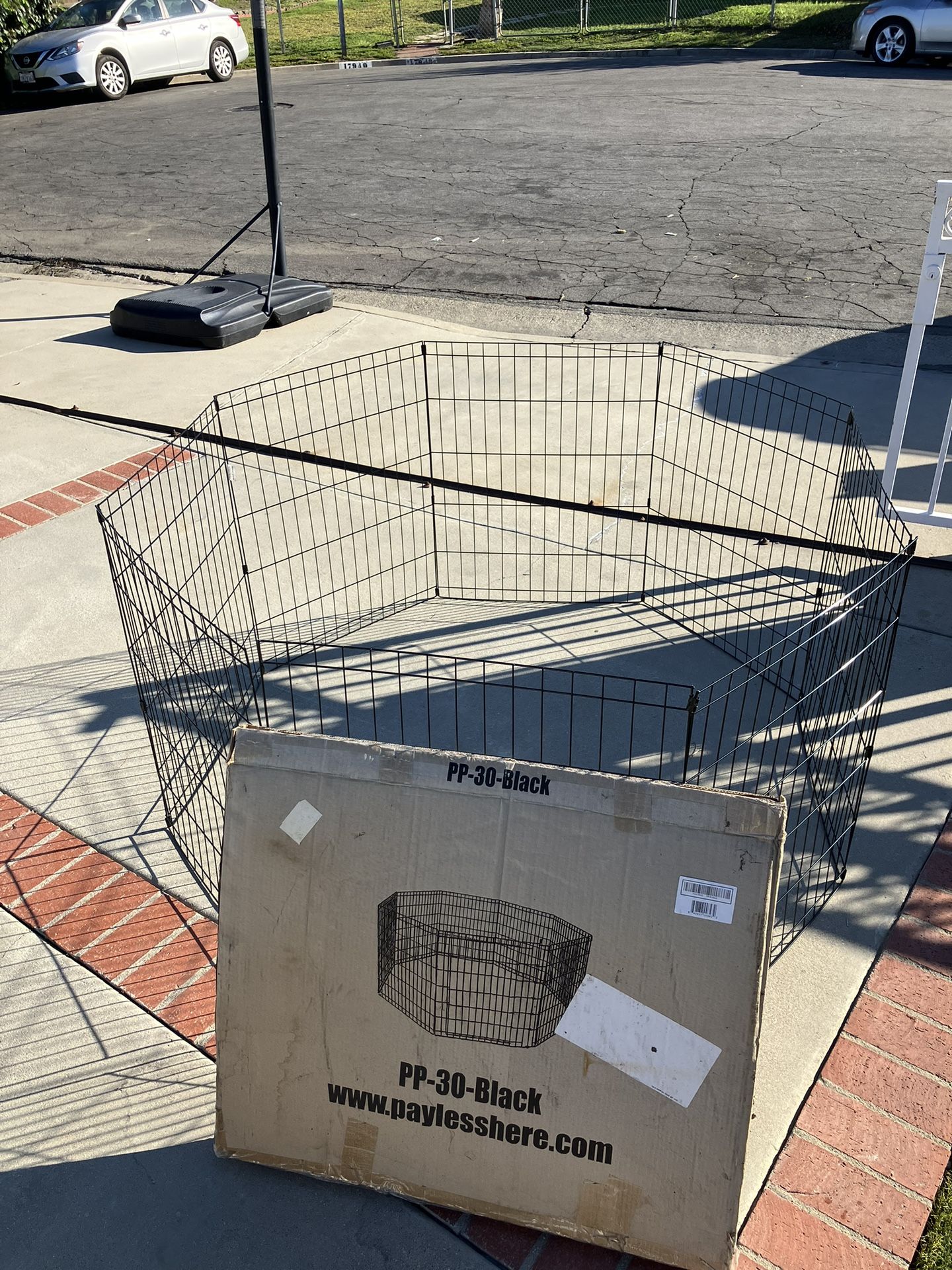 Metal Animal Enclosure