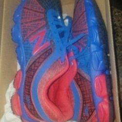 New Balance Size 4 1/2
