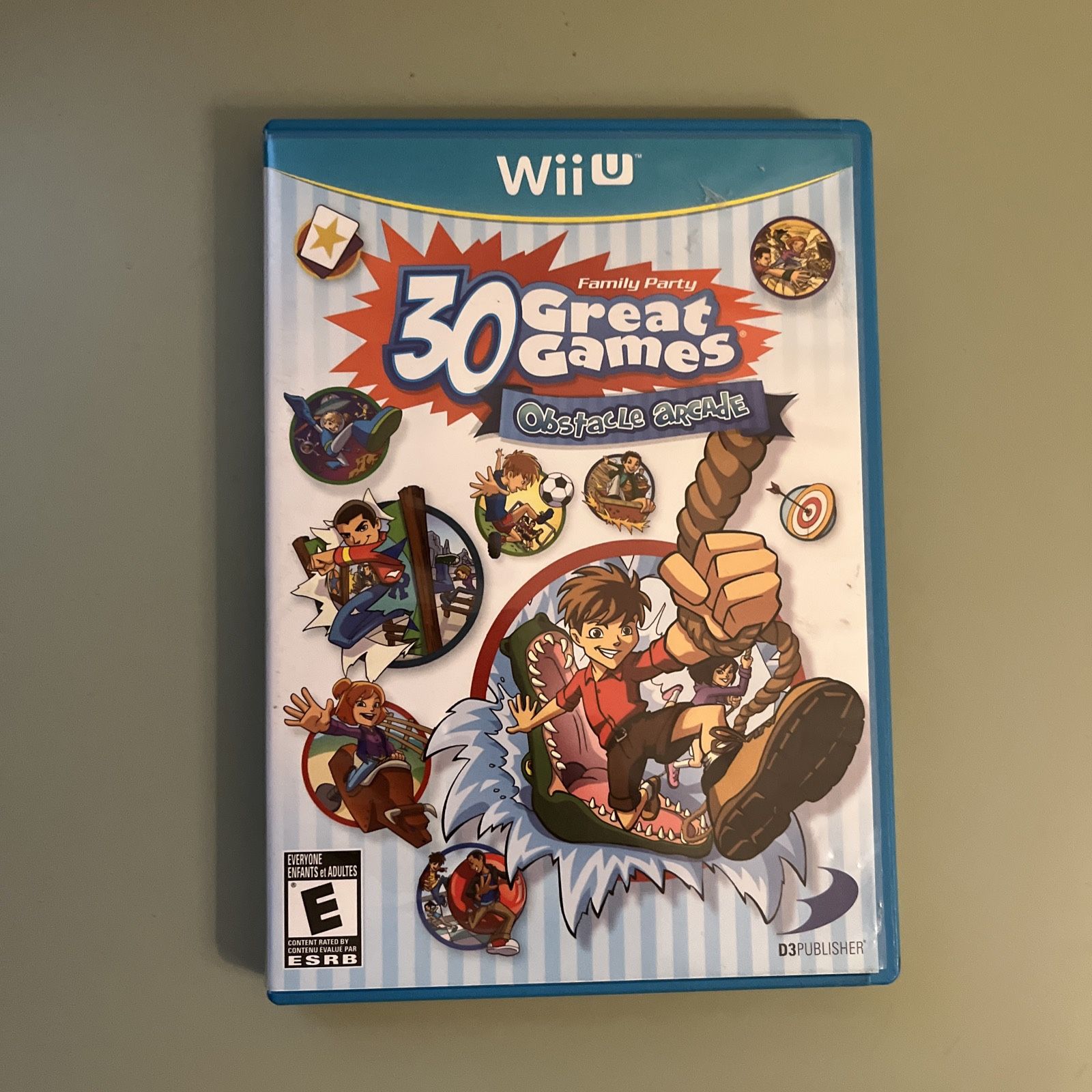 Family Party: 30 Great Games Obstacle Arcade (Nintendo Wii U, 2012) Complete