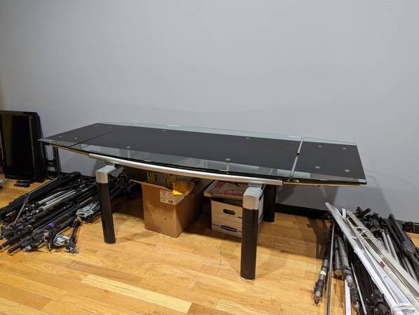 Free!! Extendable Glass Table, You Will Need Help To Carry