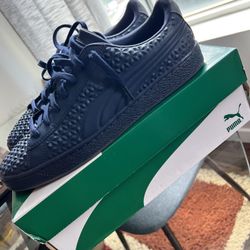Puma Classic - Navy - Size 12 - $39.50/OBO