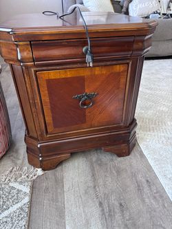 End table
