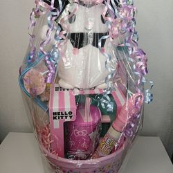 HELLO KITTY EASTER BASKET