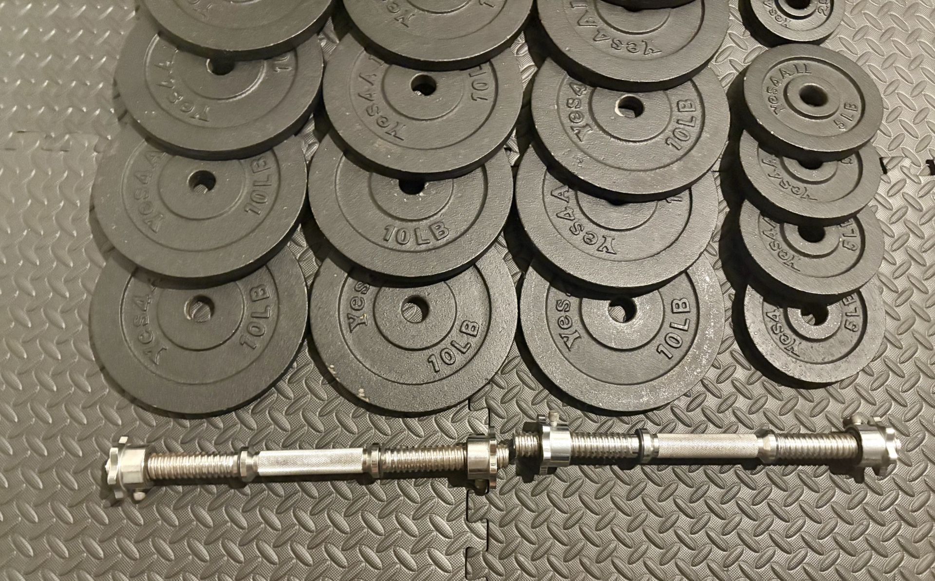 Adjustable Set of Dembbells 200 # Yes4All Like New