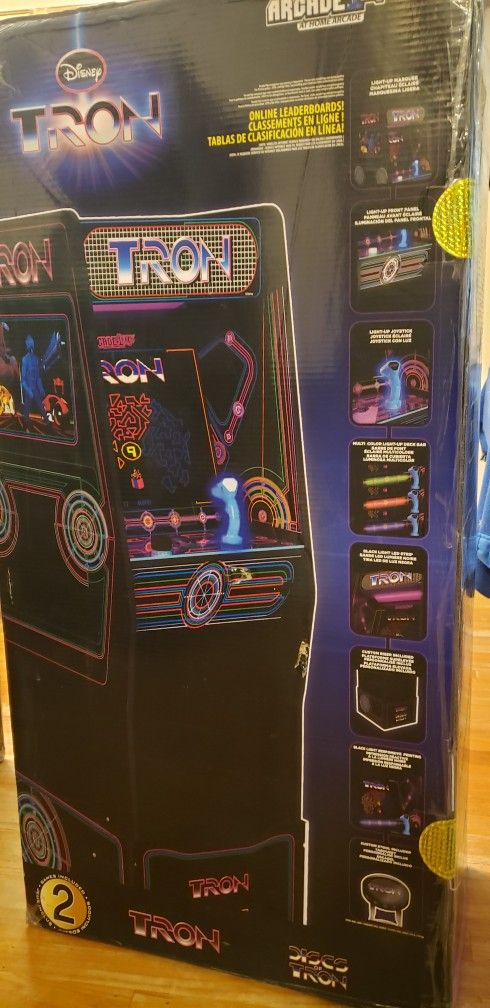Arcade 1 Up Tron