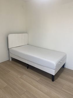 Twin Bed Memory foam mattress