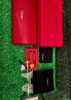 Clear frame Cartiers with cuts