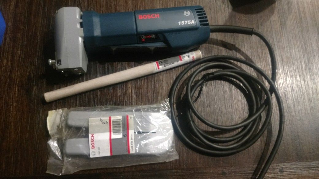 Brand new never used Bosch 1575A foam rubber cutter