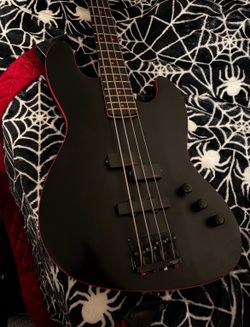 ESP LTD Frank Bello FBJ-400 Bass - Black Satin