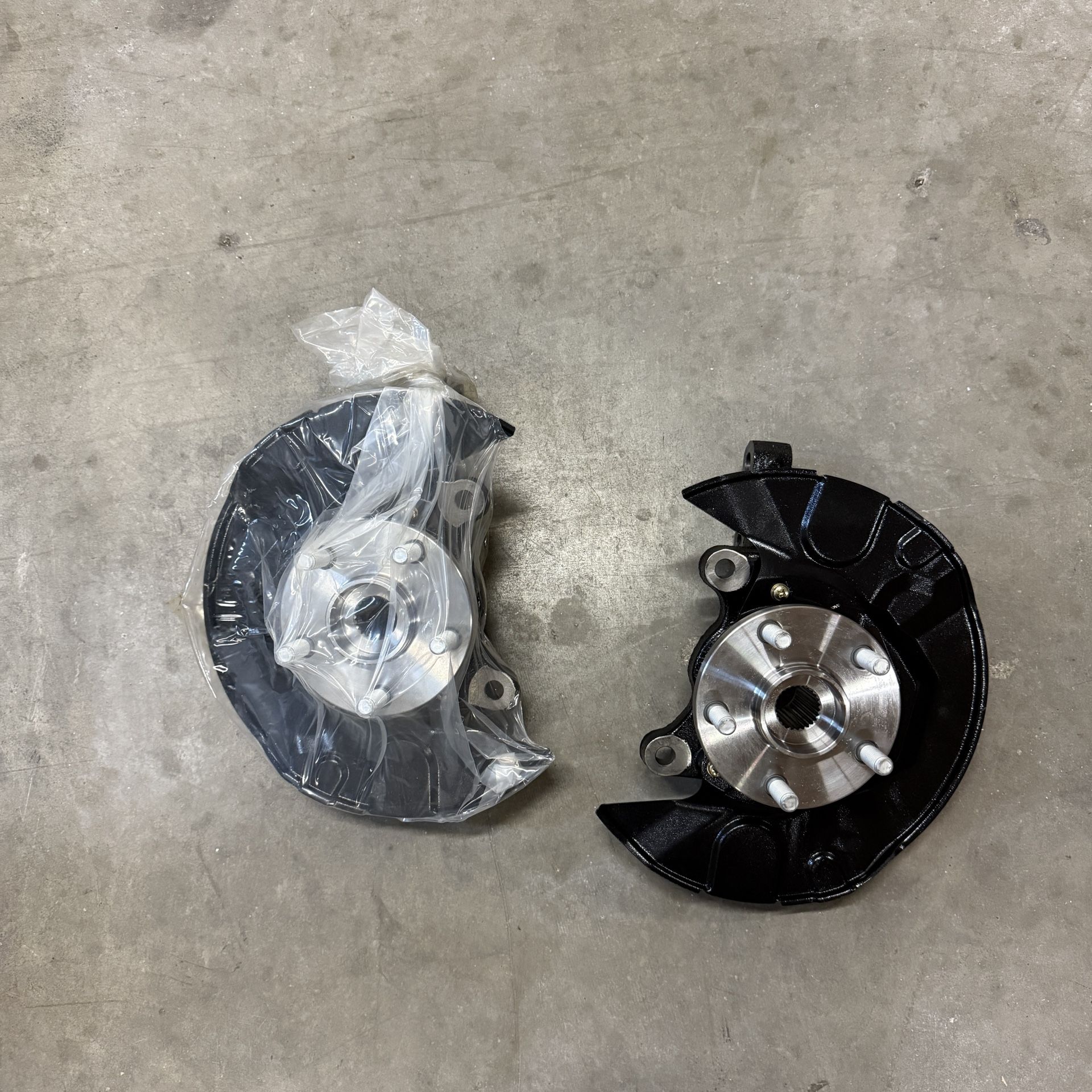 Pair 2003-2008 Toyota Corolla Front Wheel Bearing Hub Assembly Knuckle Right Left Side