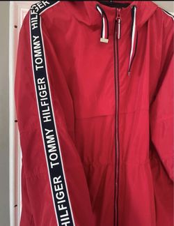 Tommy Hilfiger rain/windbreaker jacket size xl