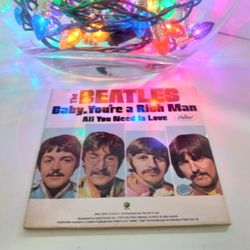 Vintage Beatles & Beach Boys Cds... Perfect Contidion... Just Older.