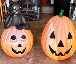 Both Black Cat and Pumpkin Halloween Blowmolds