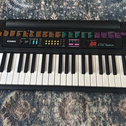 Casio Keyboard 