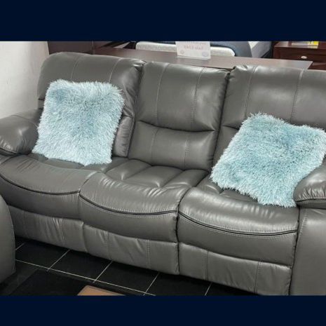 *Weekend Special*---Madrid Gray Sleek Leather Reclining  Sofa/Loveseat Sets---Delivery And Easy Financing Available🙌