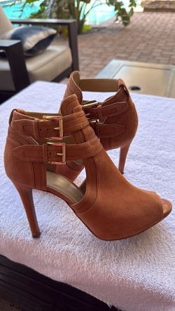 Women's Michael Kors, high heel