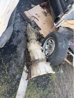 2004 Chevrolet Silverado Duramax 2500 Allison Transmission and transfer case