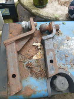 Tow hitches