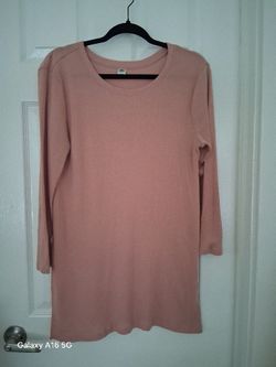 Old Navy Soft Pink Long Sleeve Top – Size XL