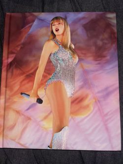 eras tour book BRAND NEW