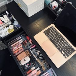 Mac Book Air M1 13 Inch