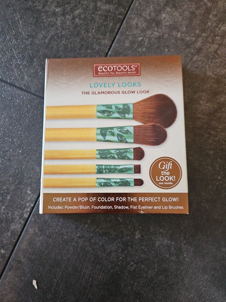 Makeup Brushes