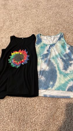 2 women’s tank tops size medium