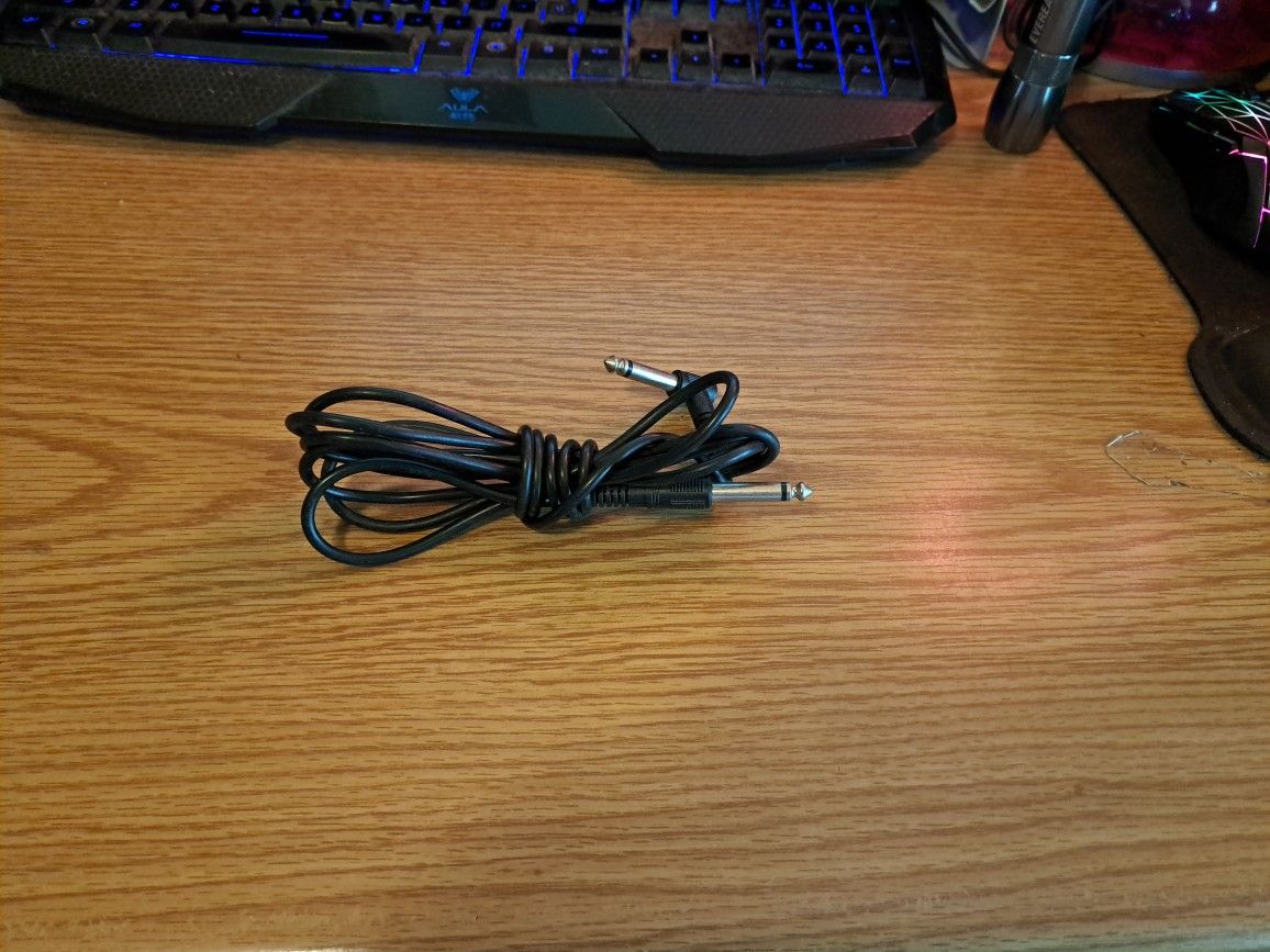 Roland 96 Inch Insterment Cord.