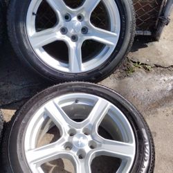 SET DE RINES CON LLANTAS CHEVY CAMARO 