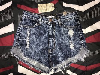 Vibrant high waisted shorts
