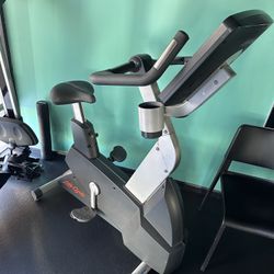 Life Fitness Bike - Used