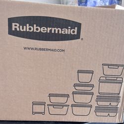 Rubbermaid Brilliance food storage