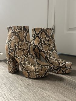 Steve Madden Booties Size 7
