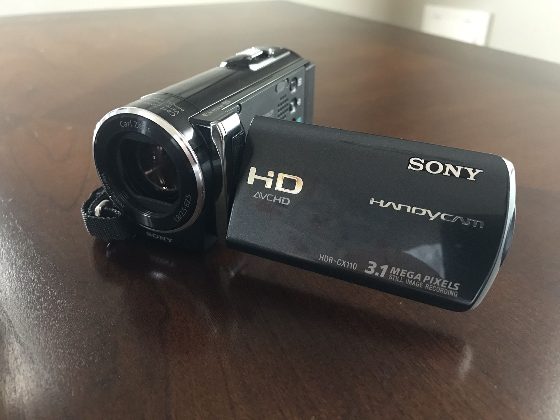 Sony Handycam HDR-CX110, Full HD 1080, CIB VGC for Sale in Stockton, CA