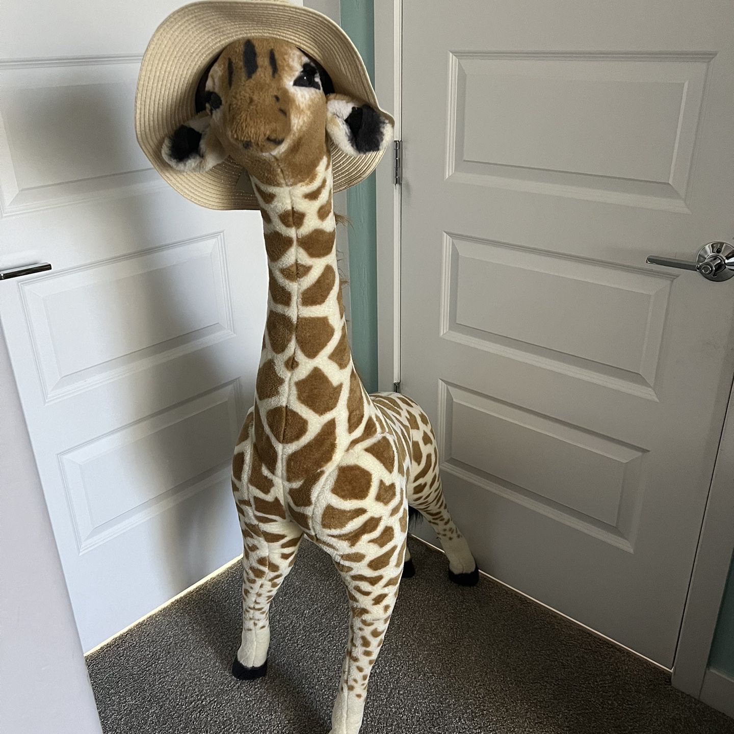 Giraffe   Stuffed Animal 